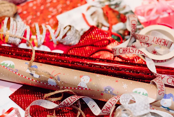 Christmas Wrapping Paper & Ribbons Malta